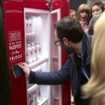Geladeira só abre para quem é canadense