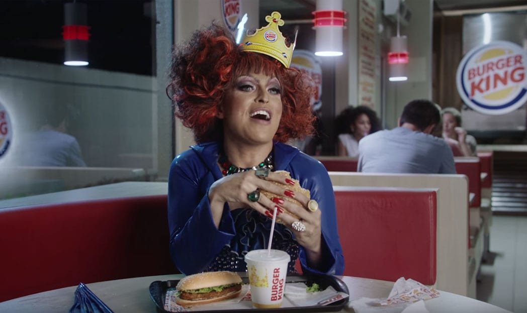 Drag Queen é protagonista em comercial do Burger King